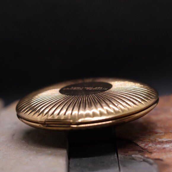 Vintage Richard Hudnut Gold-Tone Compact – 1950s Art Deco-Inspired Design - Picture 10 of 10